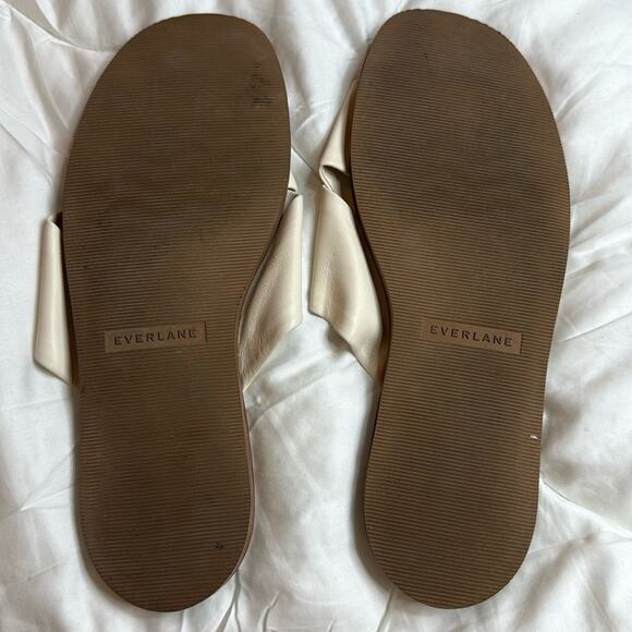 Everlane Day Crossover Sandals Size 9 Leather Cream Flat Slip On - Picture 7 of 8